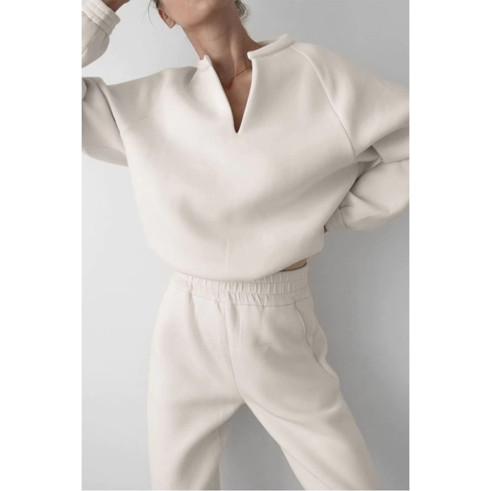 BNWT LEZÉ THE LABEL Athena Sweater Top Bone S Sweatshirt Lush Oprah’s Favorite